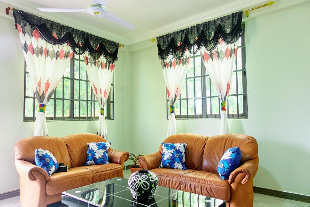 קומסי Indigo Cottage And Apartment מראה חיצוני תמונה