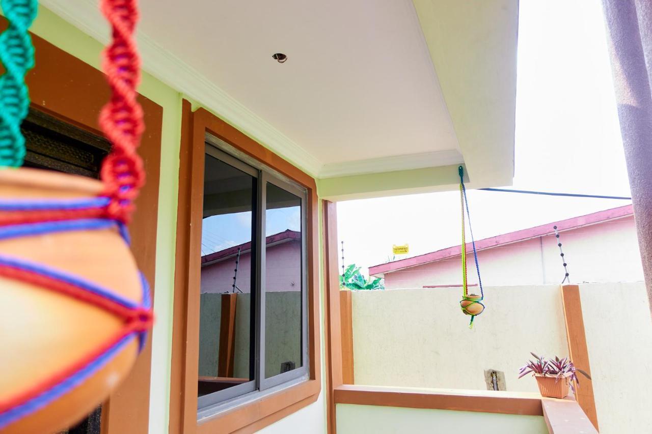 קומסי Indigo Cottage And Apartment מראה חיצוני תמונה
