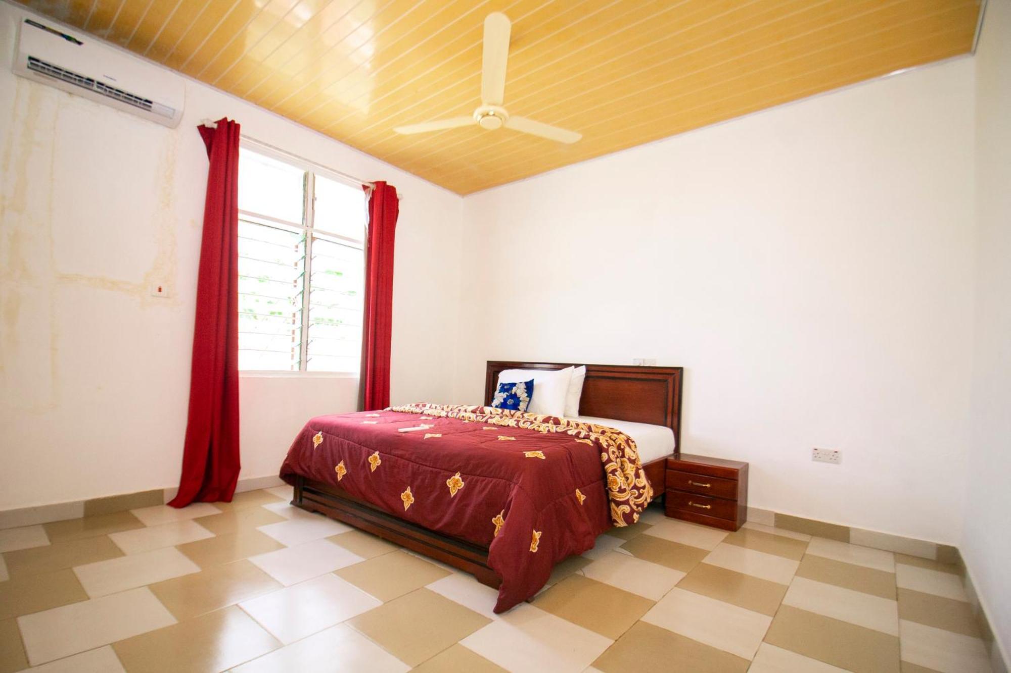 קומסי Indigo Cottage And Apartment מראה חיצוני תמונה