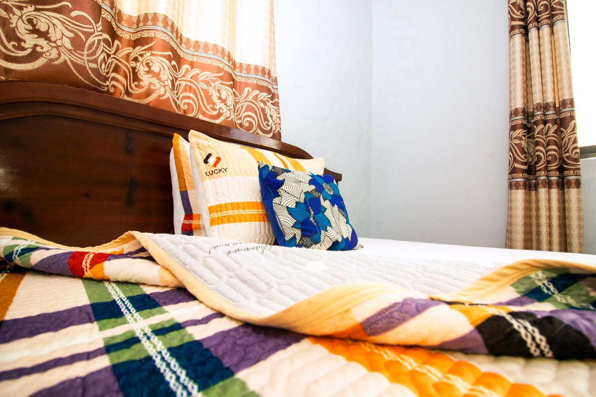 קומסי Indigo Cottage And Apartment מראה חיצוני תמונה